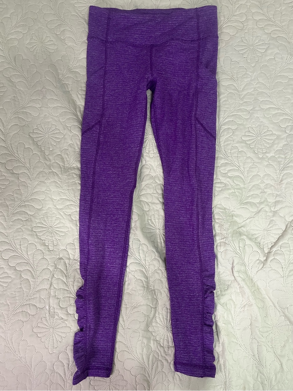 lululemon Speed Tight Womens Size 6 Side Pockets Ruched Hem Heathered Purple